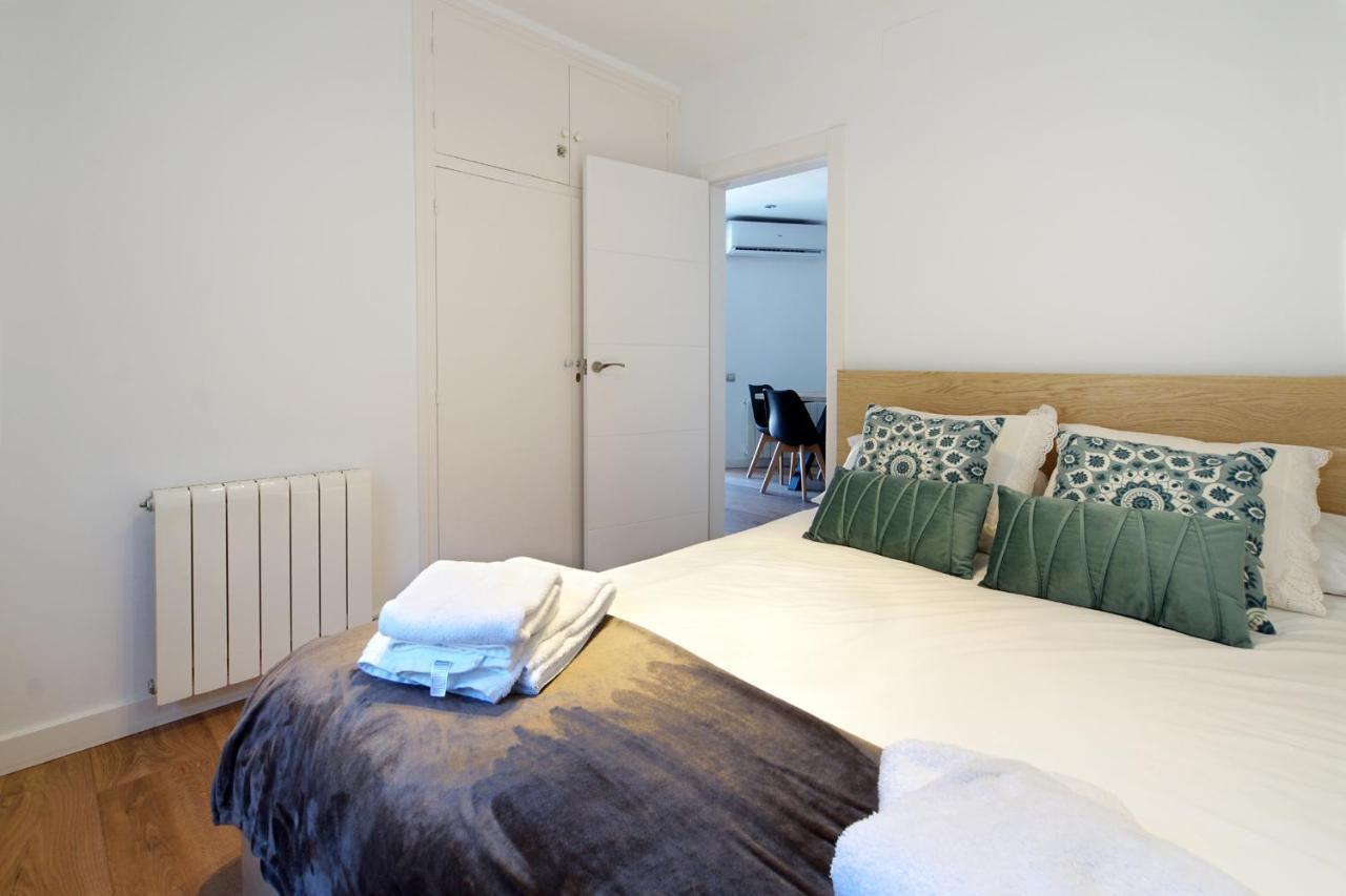 Beach Club House Apartment Castelldefels Exterior photo